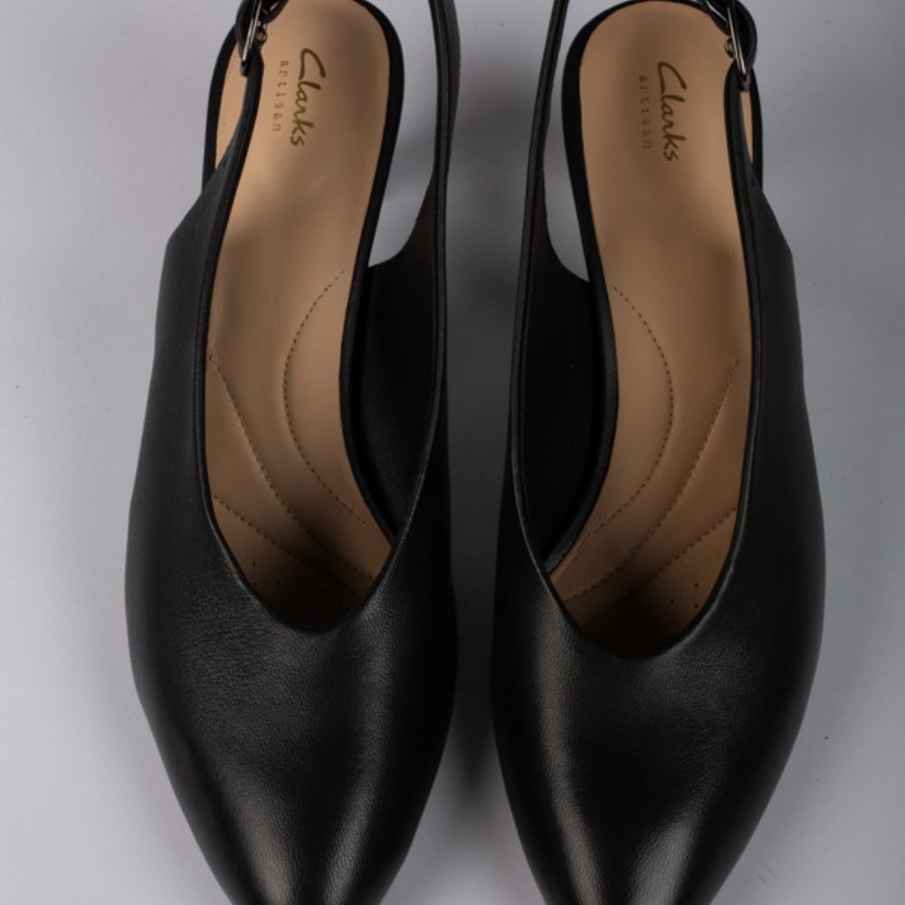 Clarks Black Womens Casual Shoes